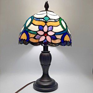 Dale Tiffany Stained Glass Table Lamp with Multicolor Design
